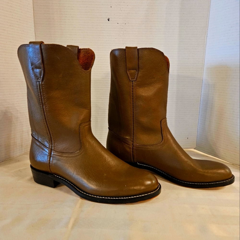 Brown Heeled Boots with Stacked Heel and Almond Toe
